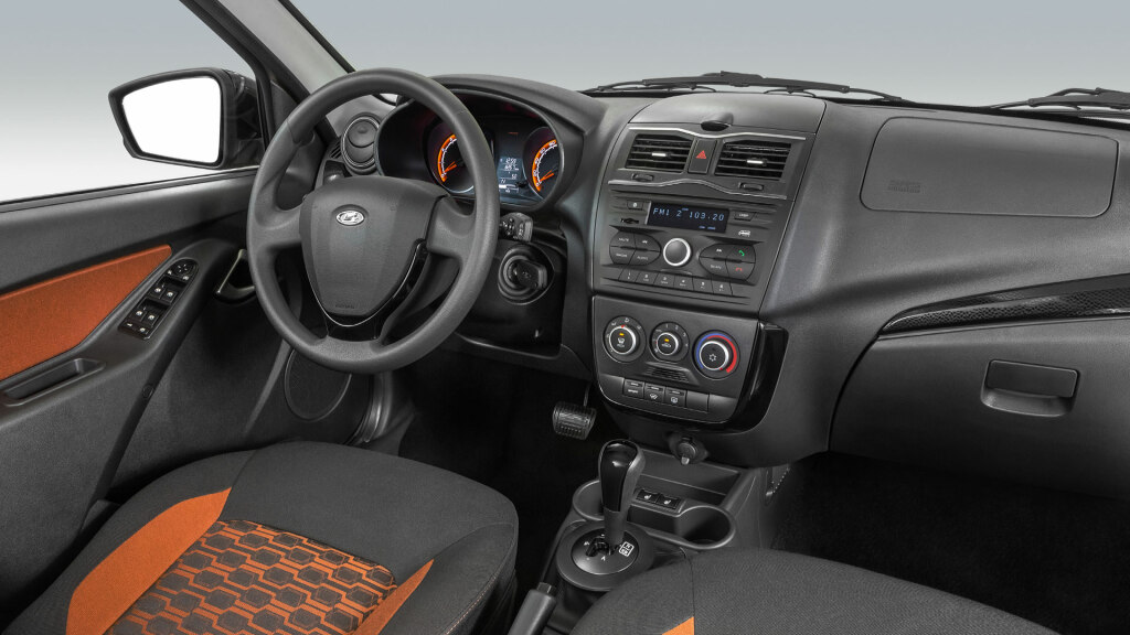LADA Granta Cross I Рестайлинг, Москва, Ярославль, Тула, Тверь, Брянск, Великие Луки, от 831765 рублей, вид 3