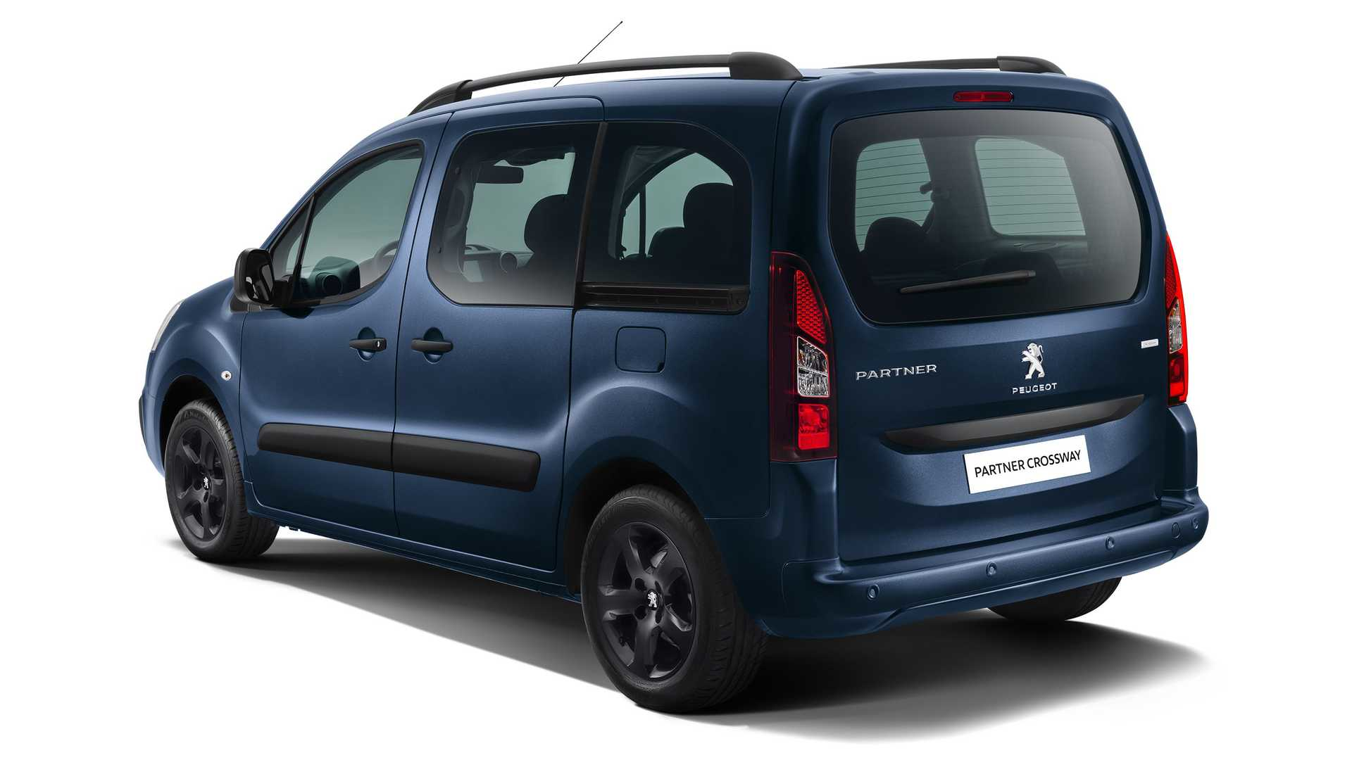 Peugeot partner crossway. Peugeot partner 2021. Компактвэн Peugeot partner Crossway. Пежо партнер Crossway 2021.