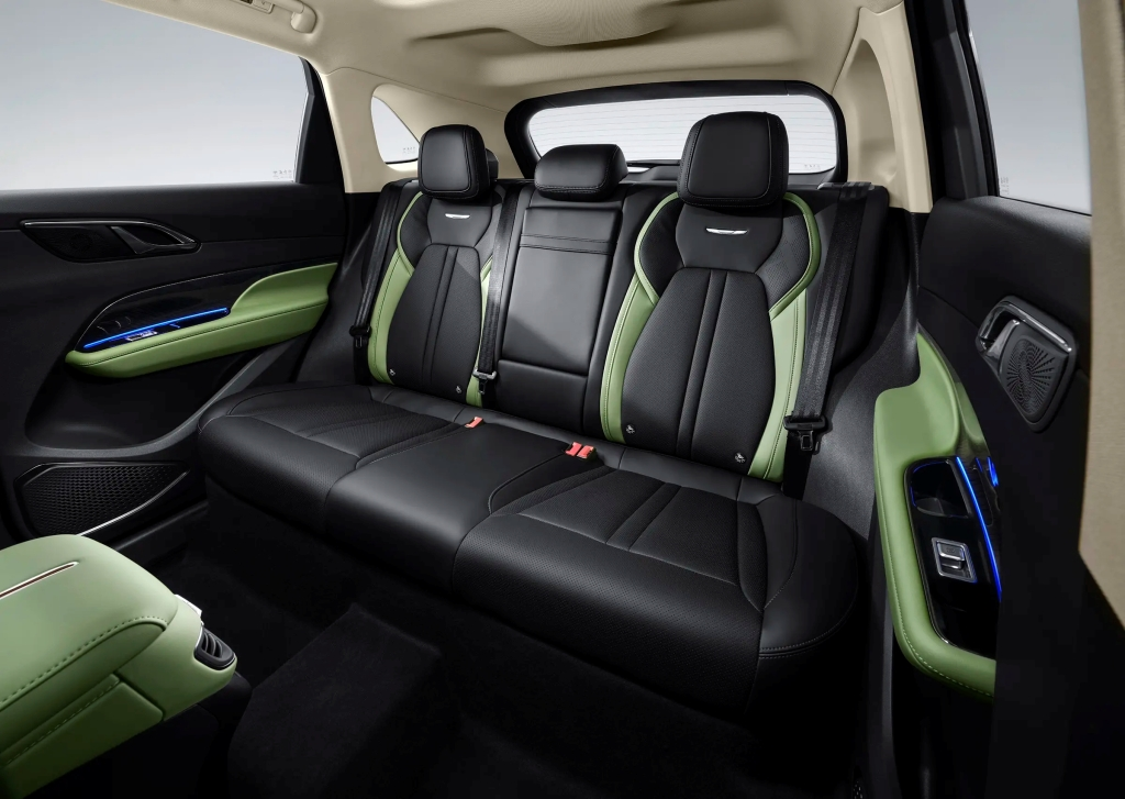 Hongqi HS3 I, Санкт-Петербург, от 3340000 рублей, вид 5