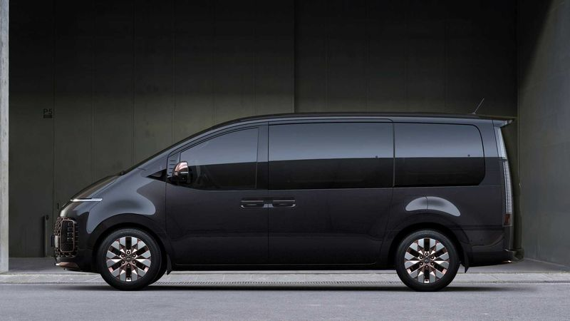 Hyundai Staria I, Москва, от 6790000 рублей, вид 4