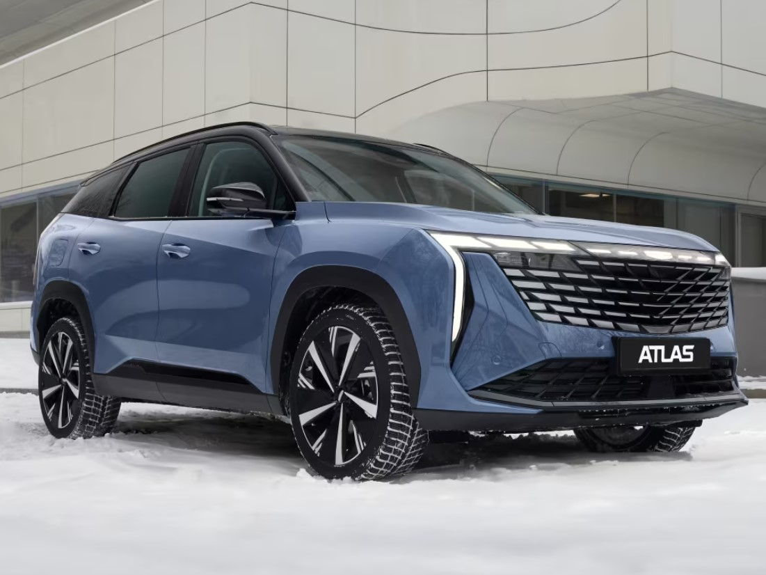 Geely Atlas II, Москва, Санкт-Петербург, от 2494223 рублей, вид 2