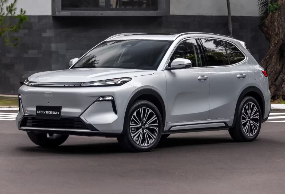 Geely EX5 EM-i I, Екатеринбург, от 3869990 рублей, вид 2