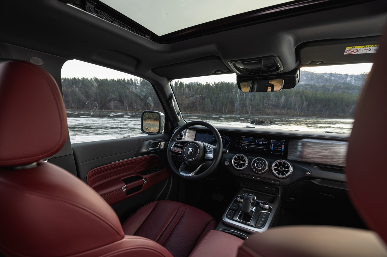 Tank 300 I Рестайлинг, Москва, Санкт-Петербург, от 3999000 рублей, вид 3