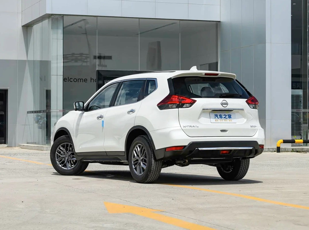 Nissan X-Trail III Рестайлинг 2, Москва, от 3600000 рублей, вид 4