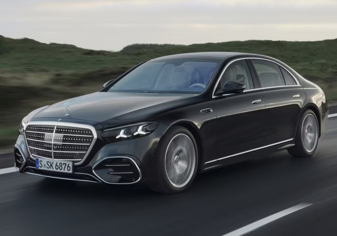«Mерседес-Бенц» S-Класс VII (W223) Рестайлинг, Москва, от 31500000 рублей, вид 2