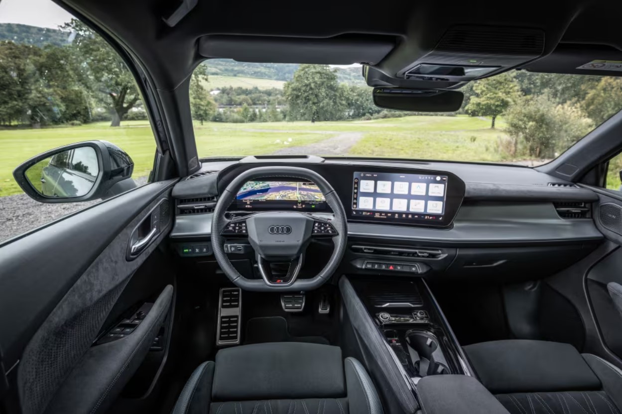 Audi Q3 III (FJ), Москва, от 6500000 рублей, вид 3
