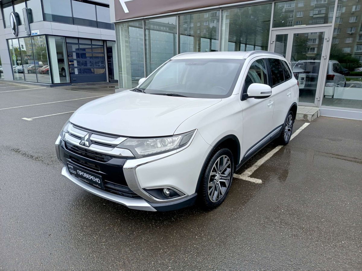 Mitsubishi Outlander 2016 Года Купить