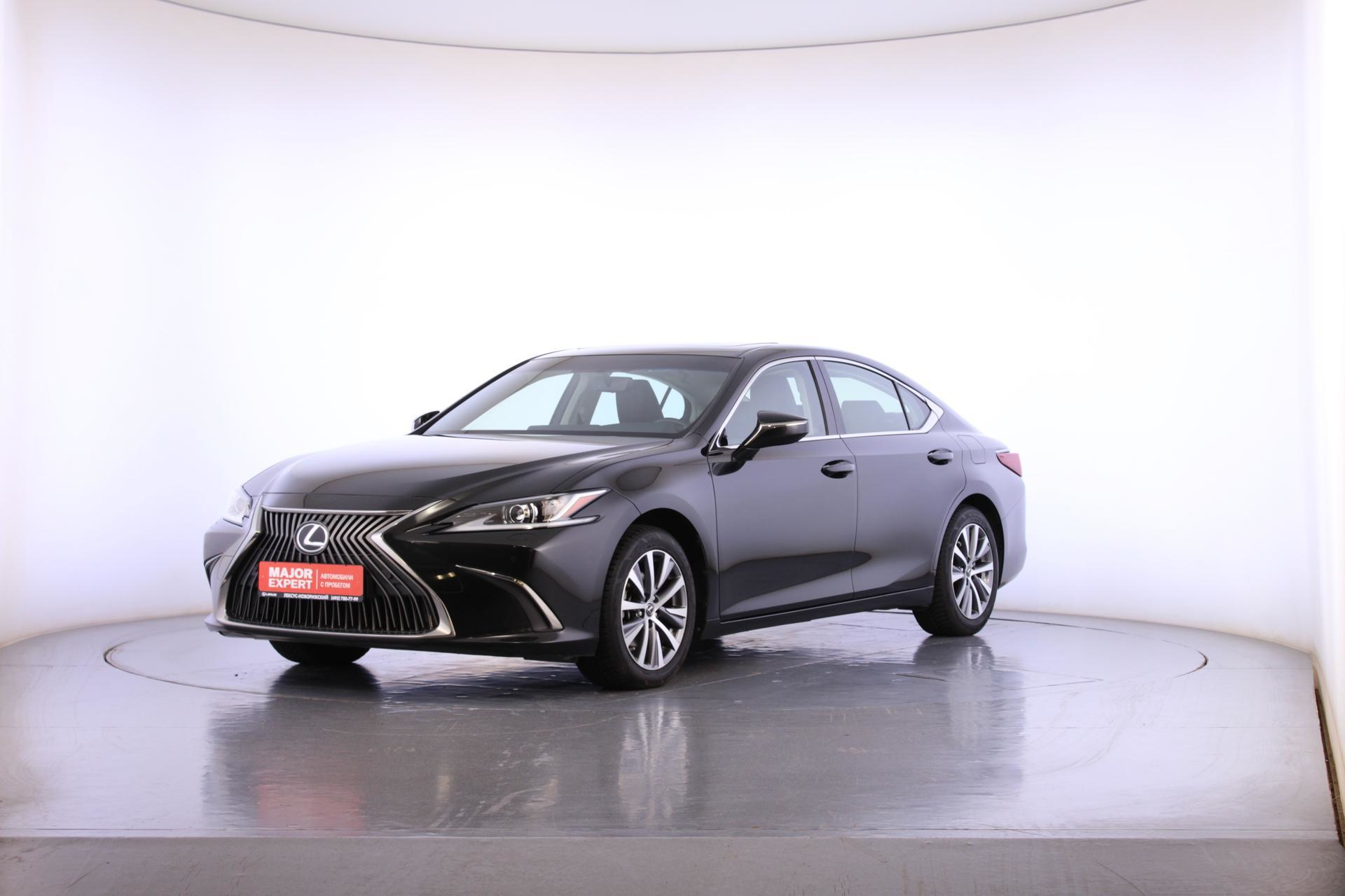 Lexus Escorts