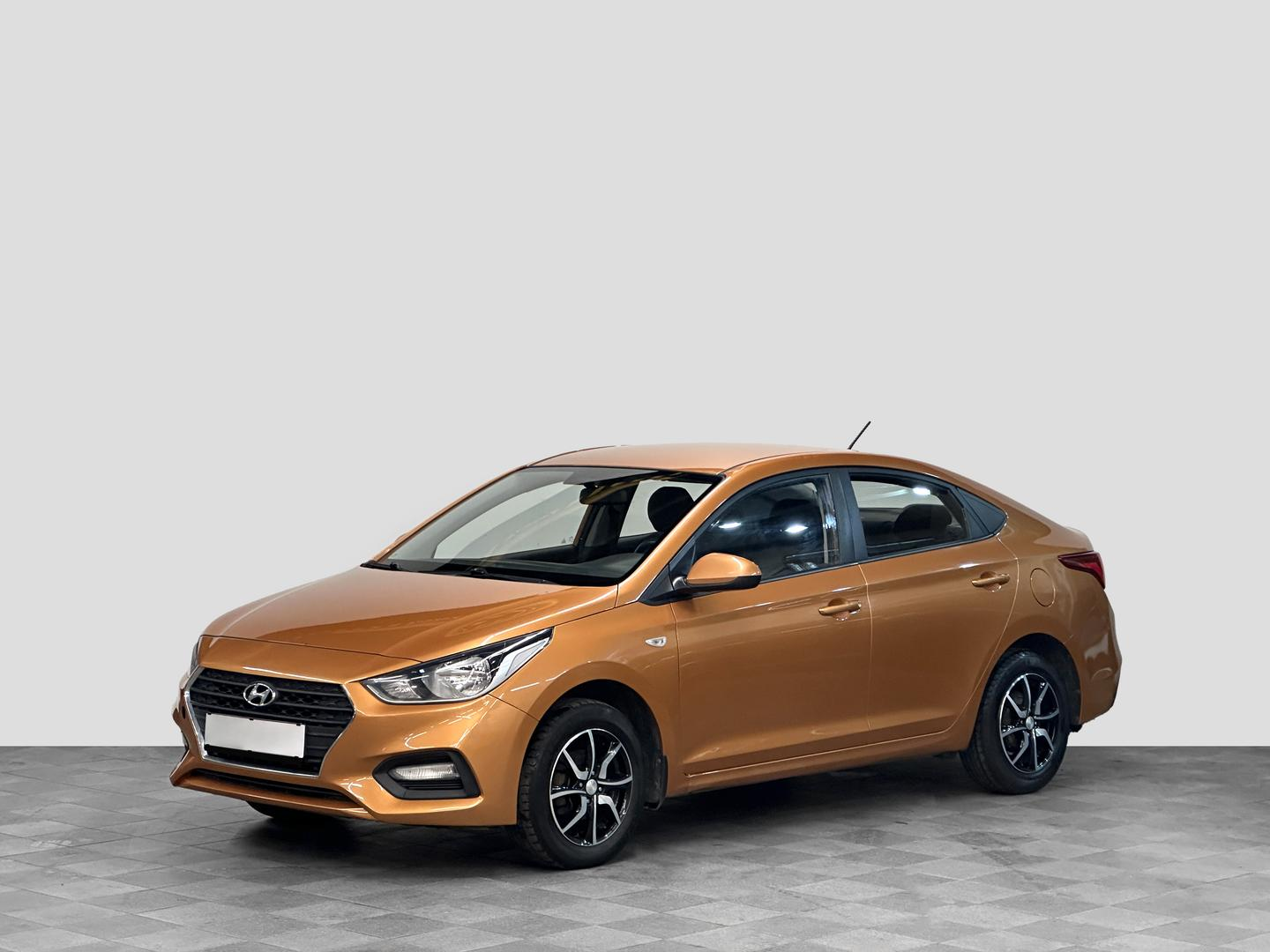 Hyundai Solaris 2019 — фото 1