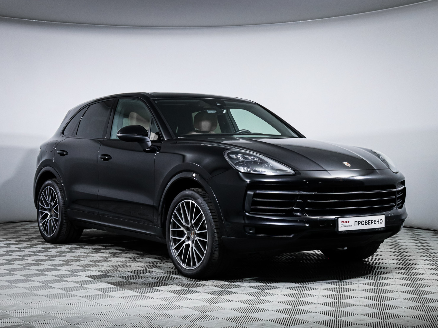 Porsche Cayenne 2021 — миниатюра 3