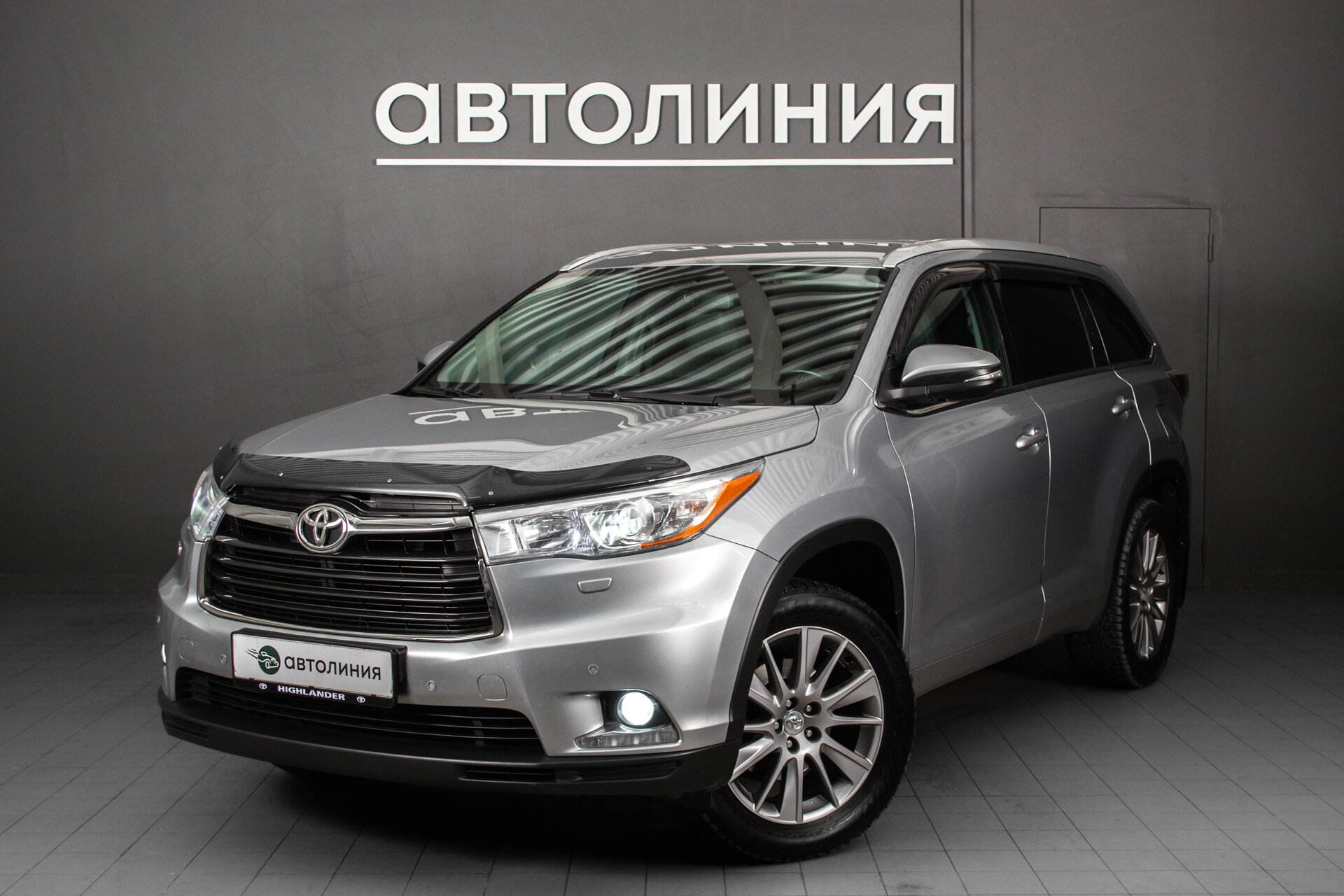 Toyota Highlander 2014 — купить в Красноярск