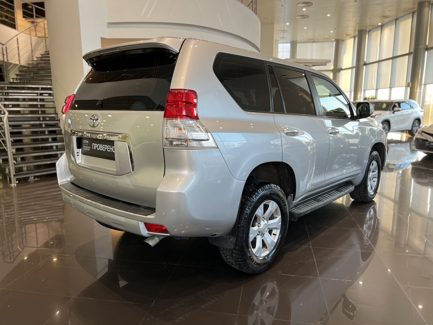 Toyota Land Cruiser Prado 2011 — миниатюра 5