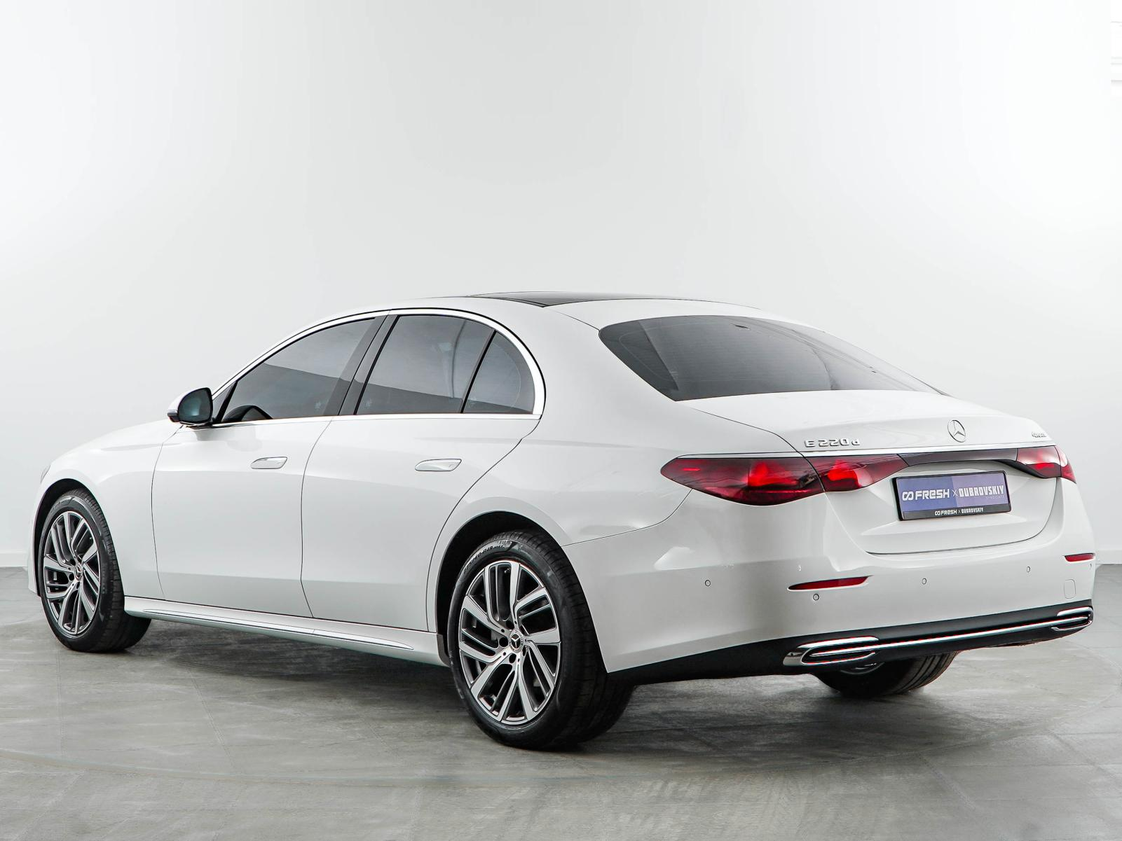 Mercedes-Benz E-Класс 2024 — миниатюра 2