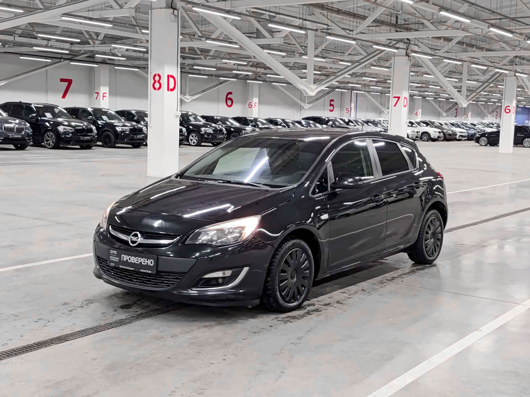 Opel Astra 2012 — фото 1