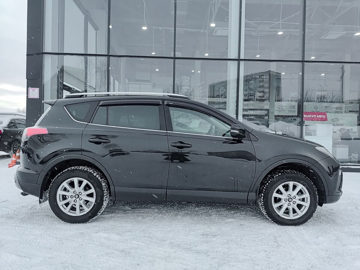 Toyota RAV4 2015 — миниатюра 4