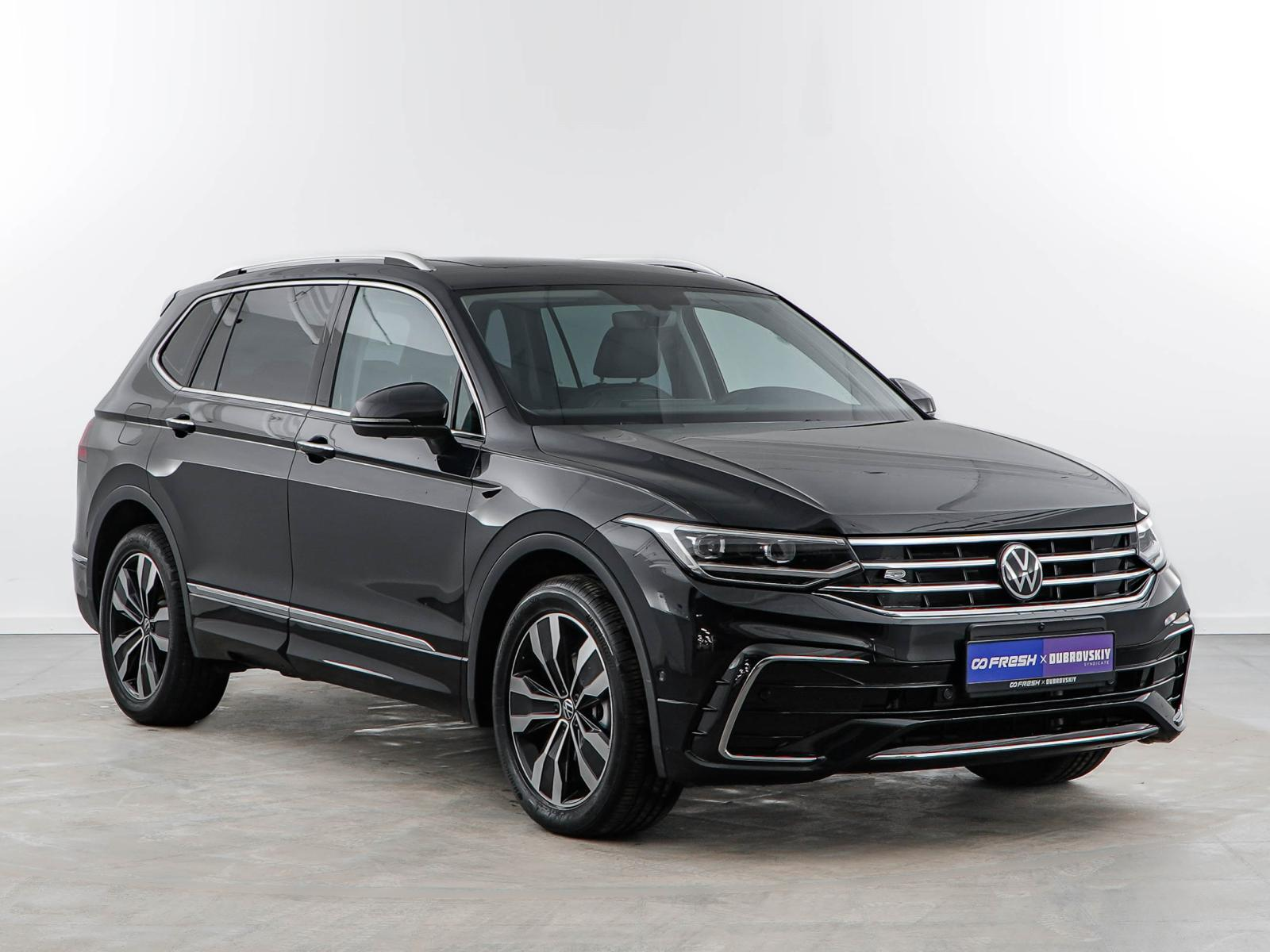 Volkswagen Tiguan 2024 — купить в Москва