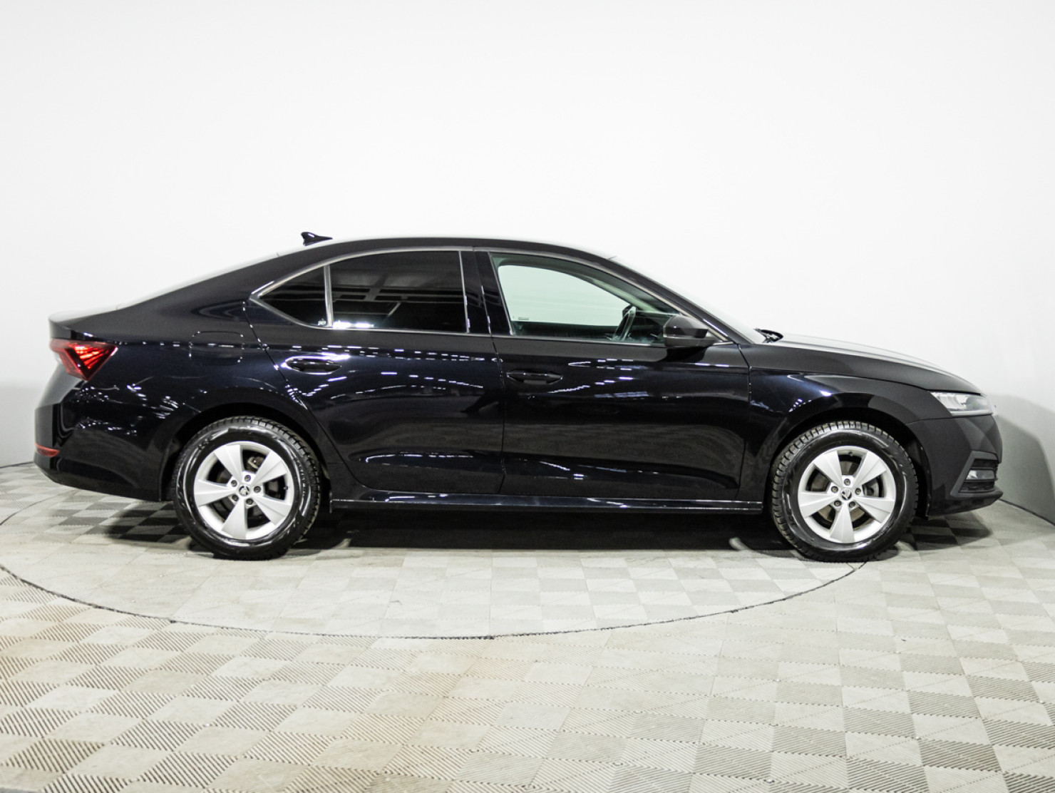 Skoda Octavia 2021 — миниатюра 4