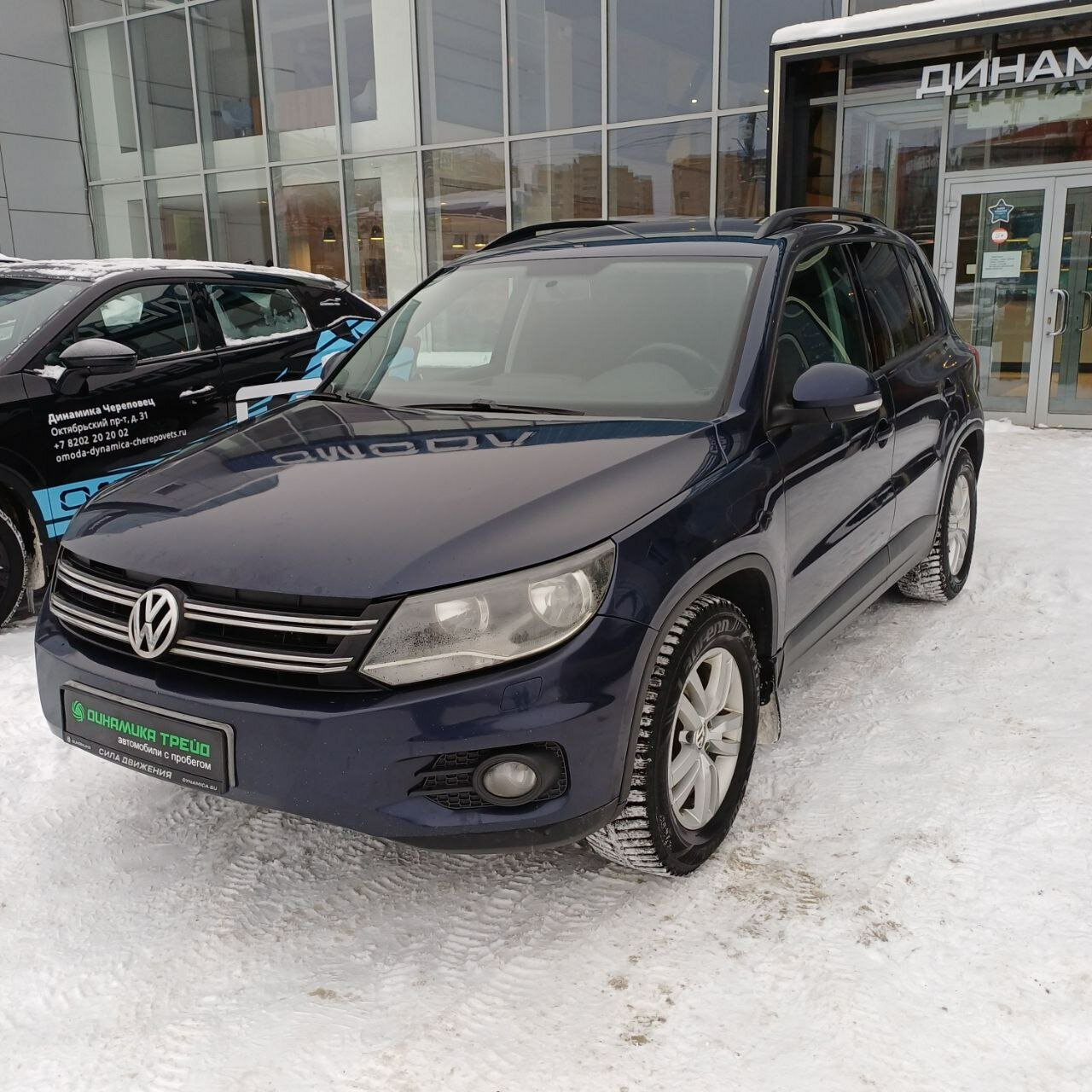 Volkswagen Tiguan 2011 — фото 1