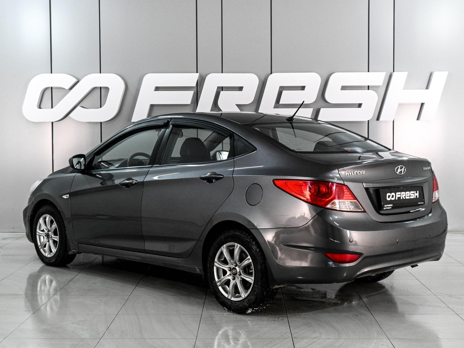 Hyundai Solaris 2012 — миниатюра 2