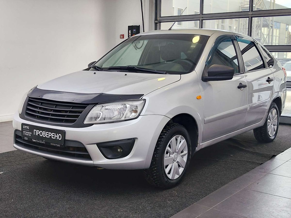 LADA (ВАЗ) Granta 2015 — купить в Уфа