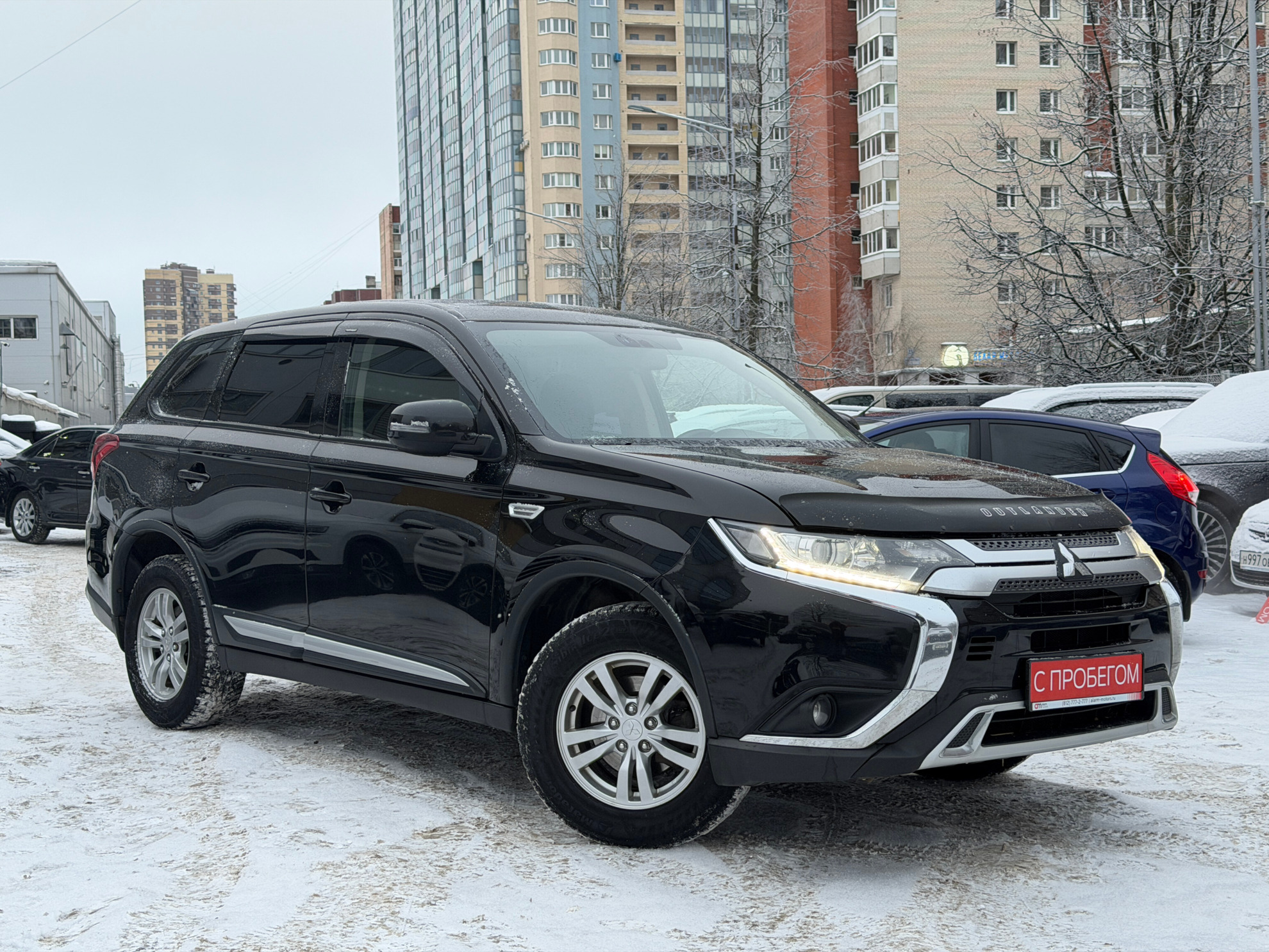 Mitsubishi Outlander 2019 — купить в Санкт-Петербург