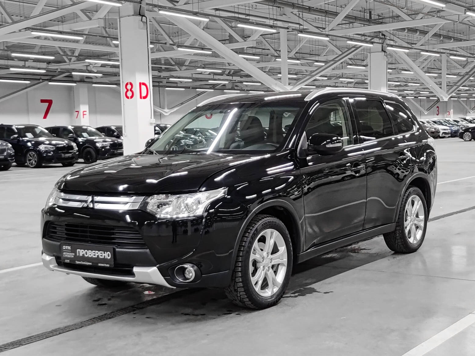 Mitsubishi Outlander 2014 — фото 1