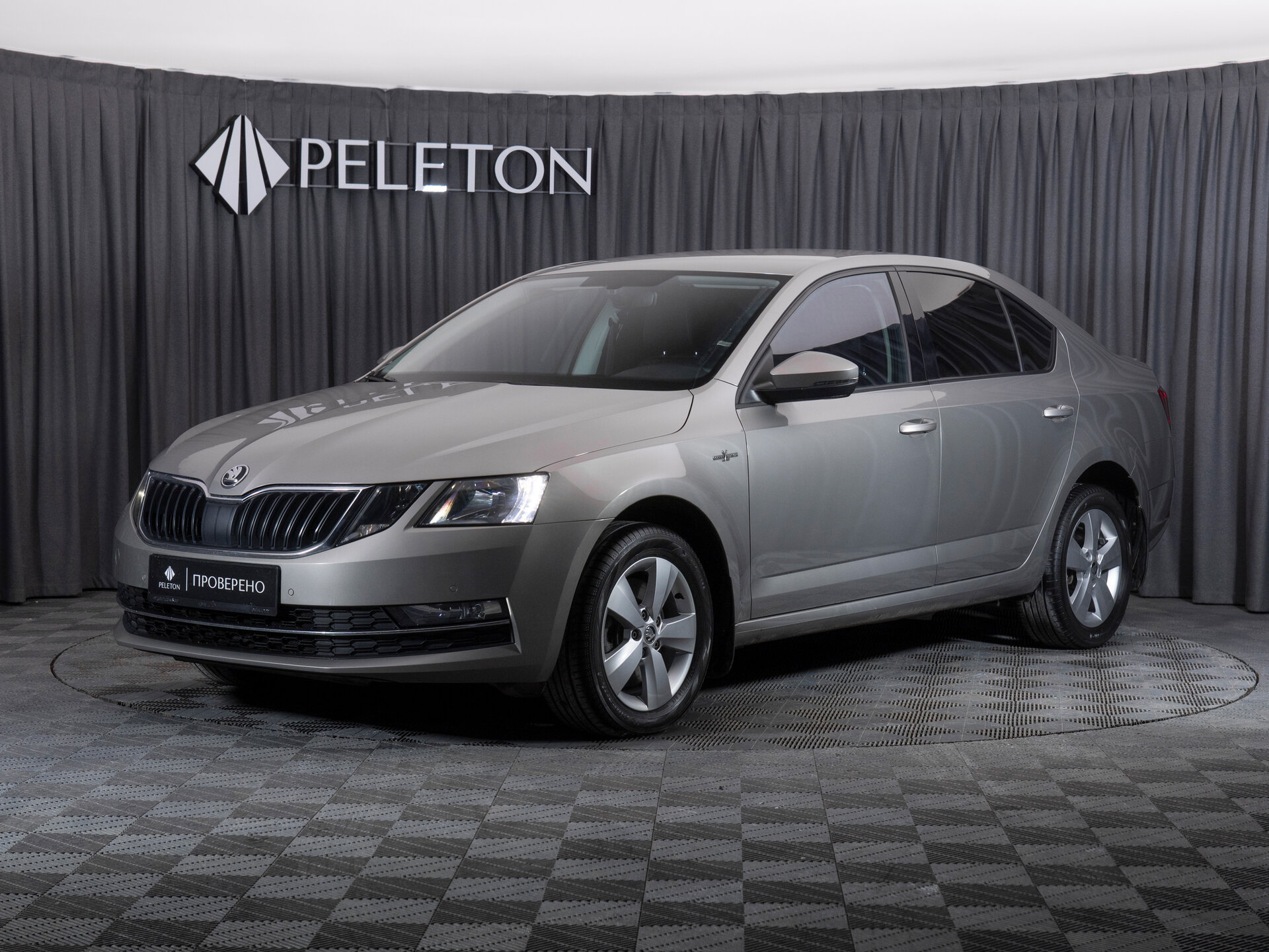 Skoda Octavia 2018 — купить в Москва