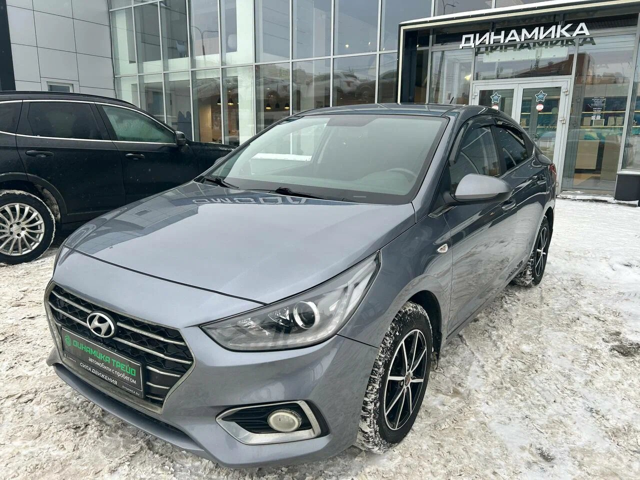 Hyundai Solaris 2017 — фото 1