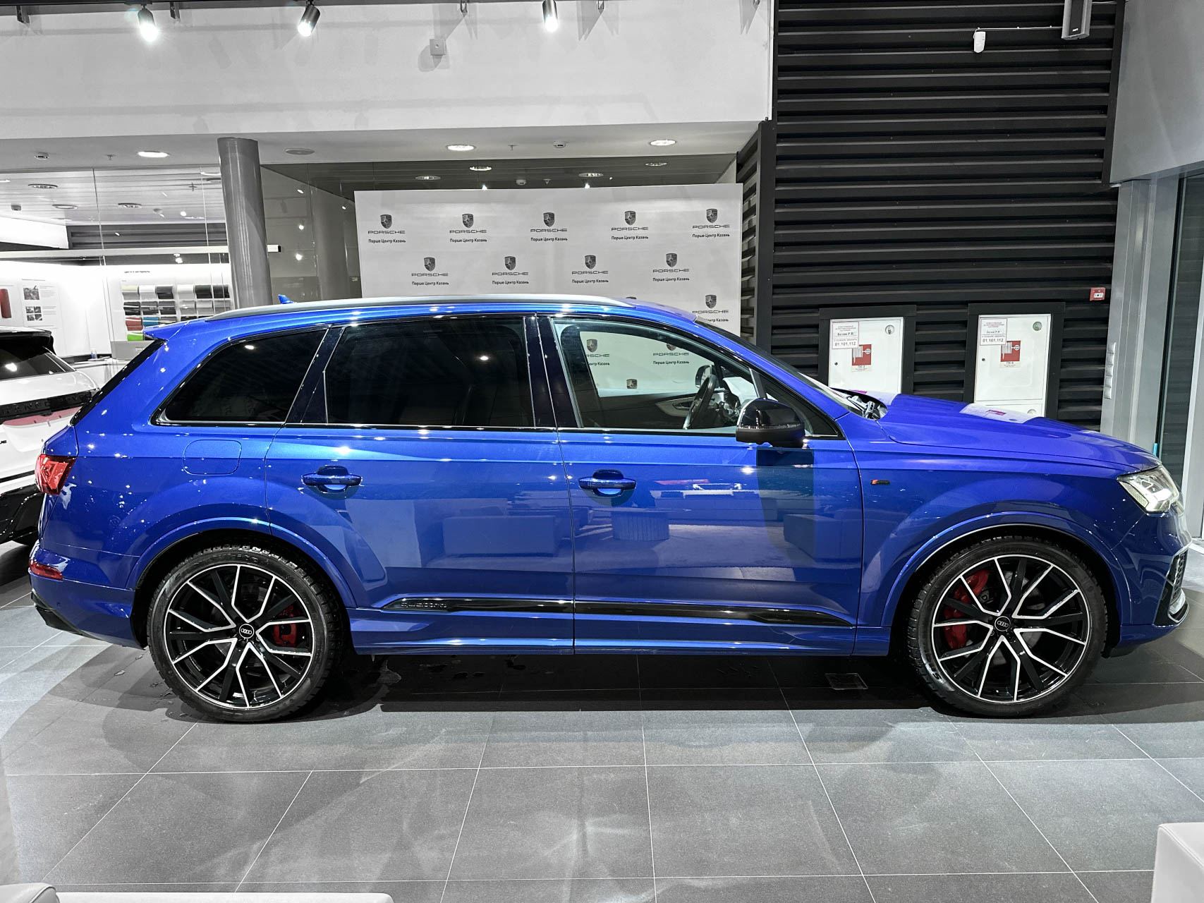 Audi Q7 2021 — миниатюра 4