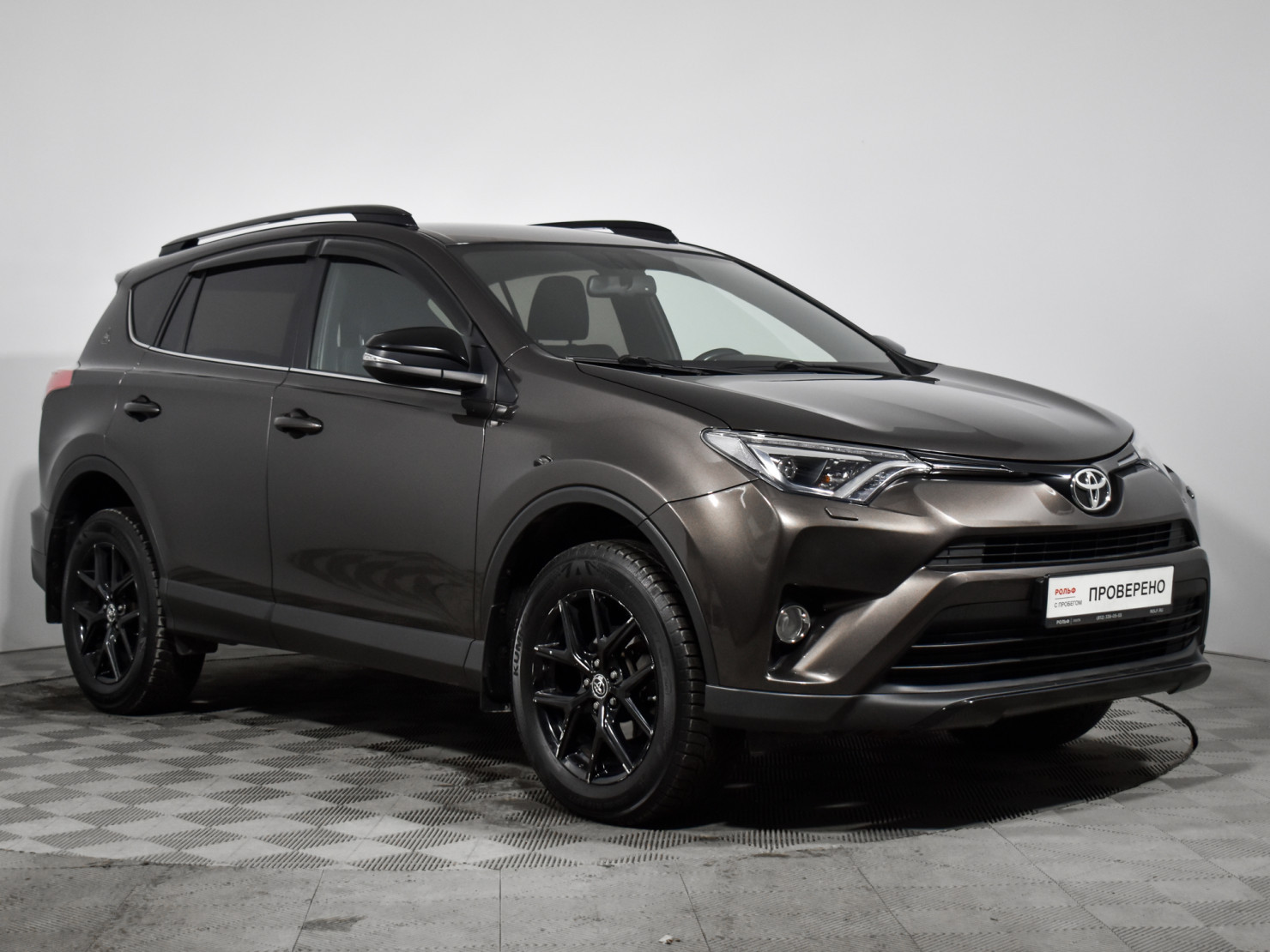 Toyota RAV4 2018 — миниатюра 3