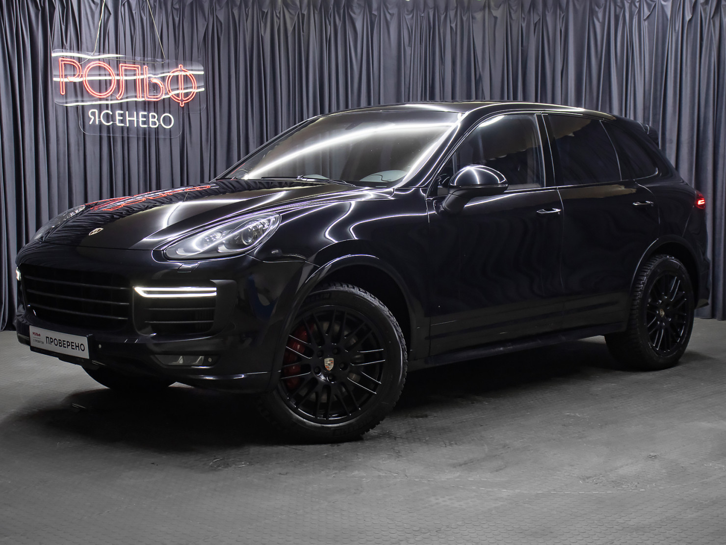 Porsche Cayenne 2015 — купить в Москва