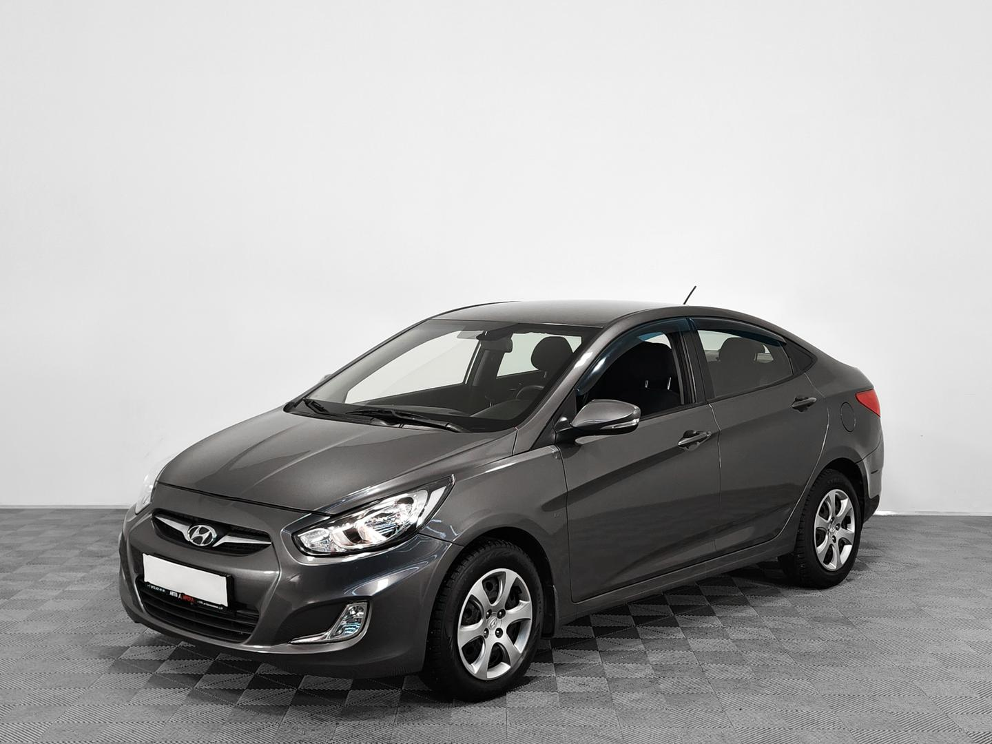 Hyundai Solaris 2012 — купить в Санкт-Петербург