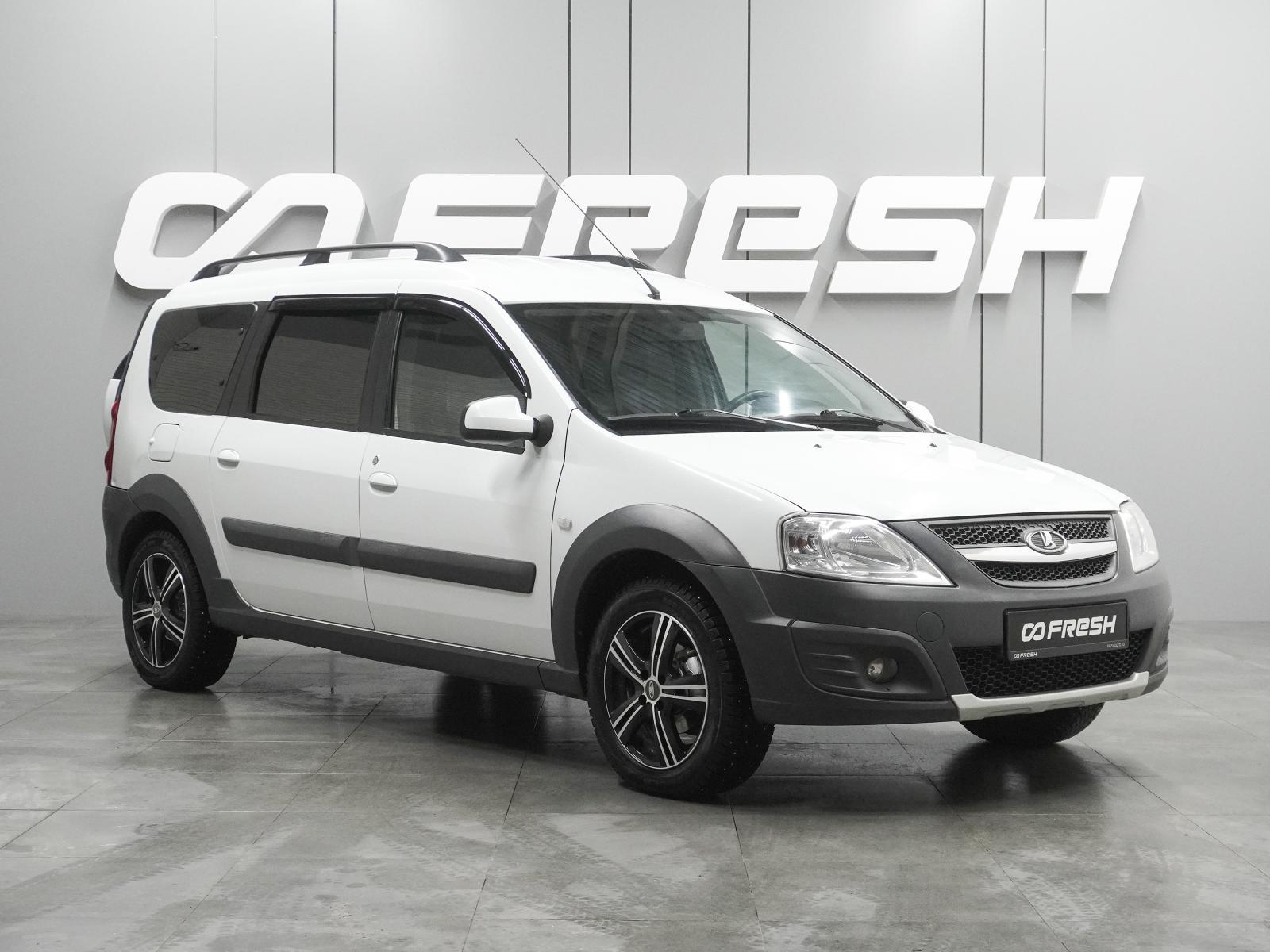 LADA Largus Cross 2018 — фото 1