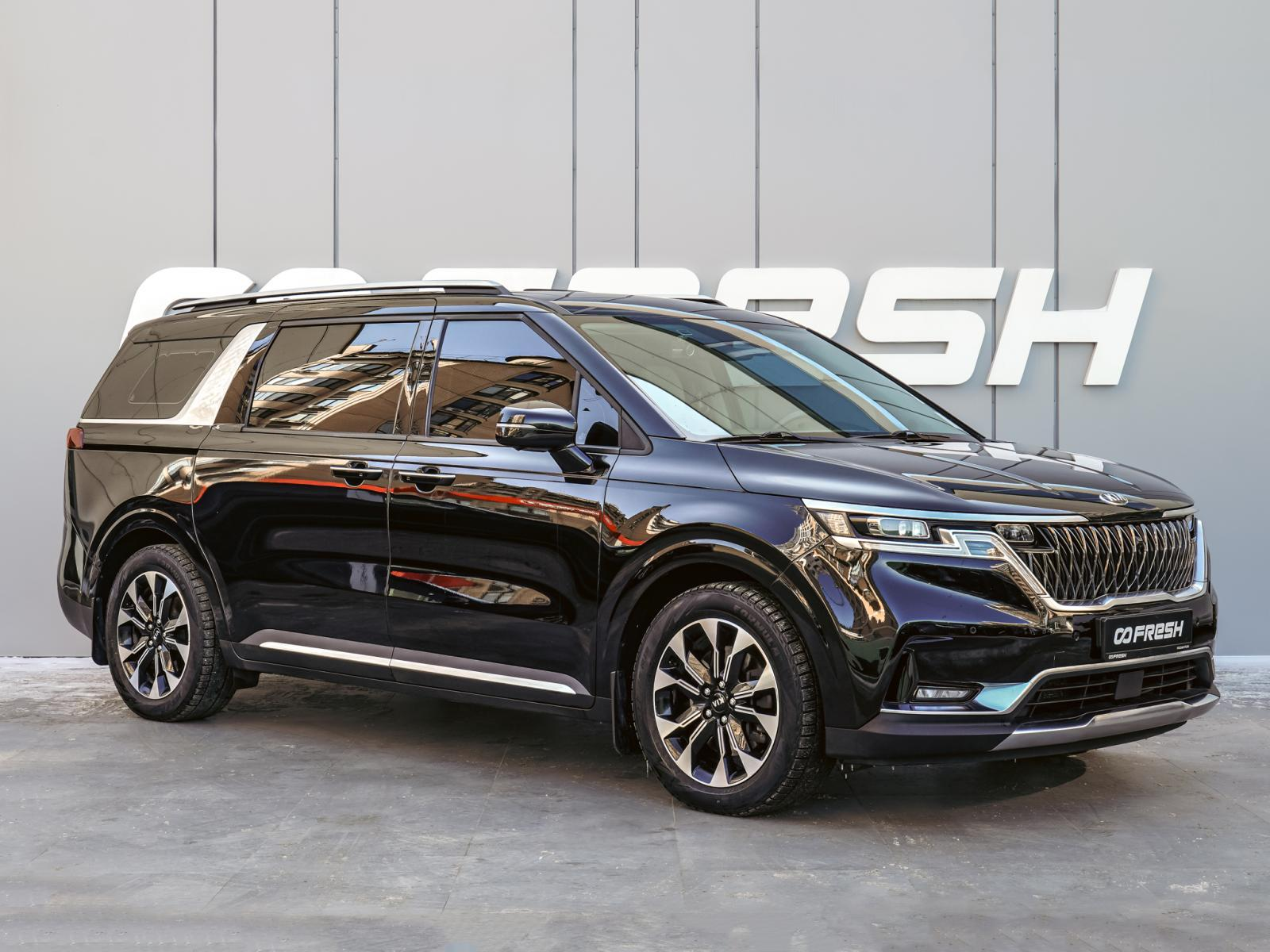 KIA Carnival 2020 — фото 1