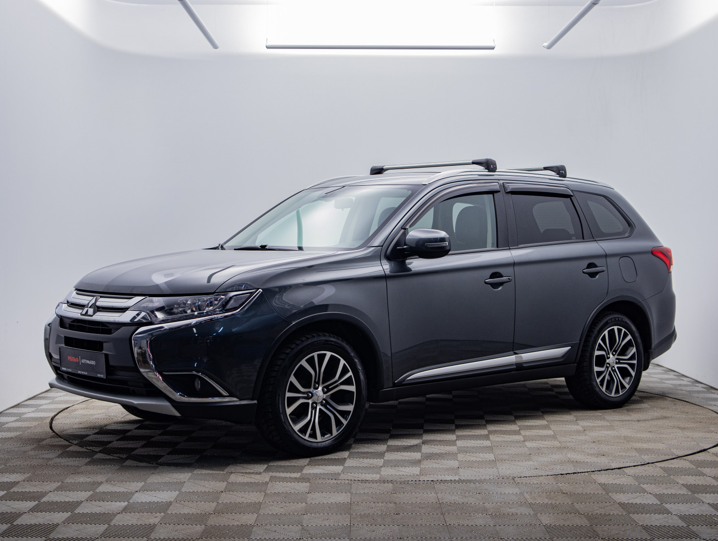 Mitsubishi Outlander 2018 — купить в Москва