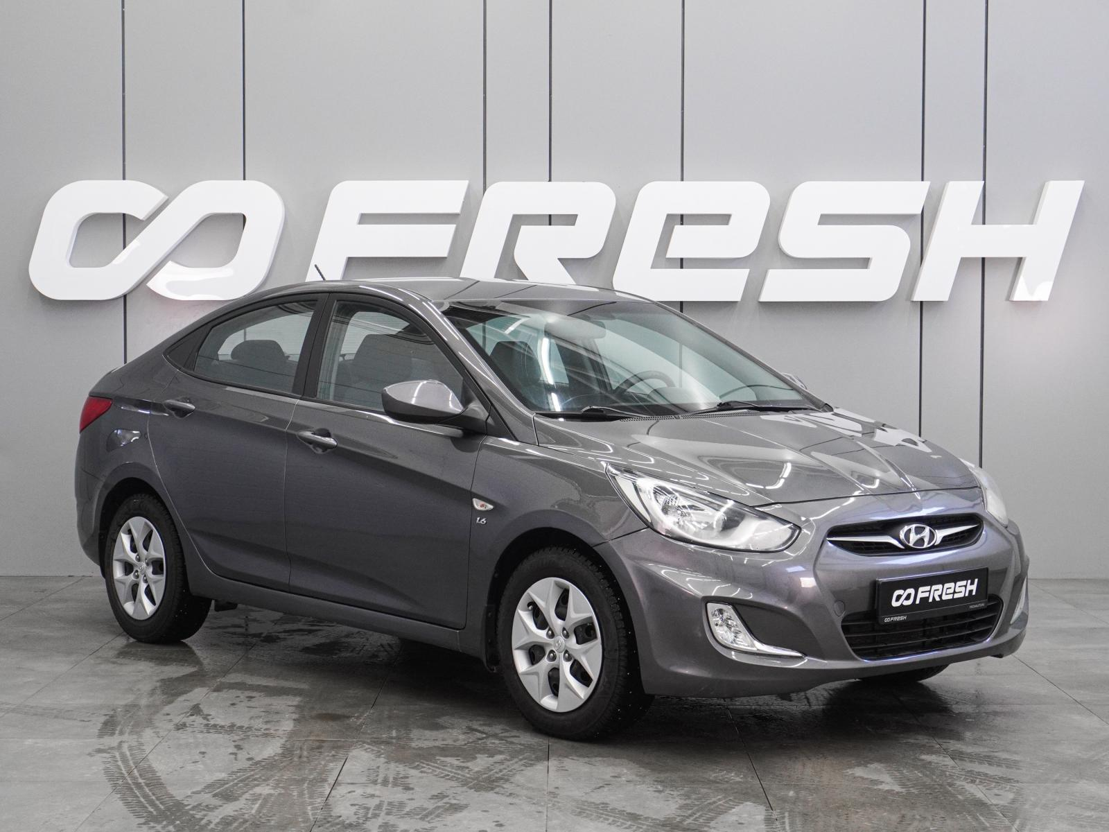 Hyundai Solaris 2014 — фото 1