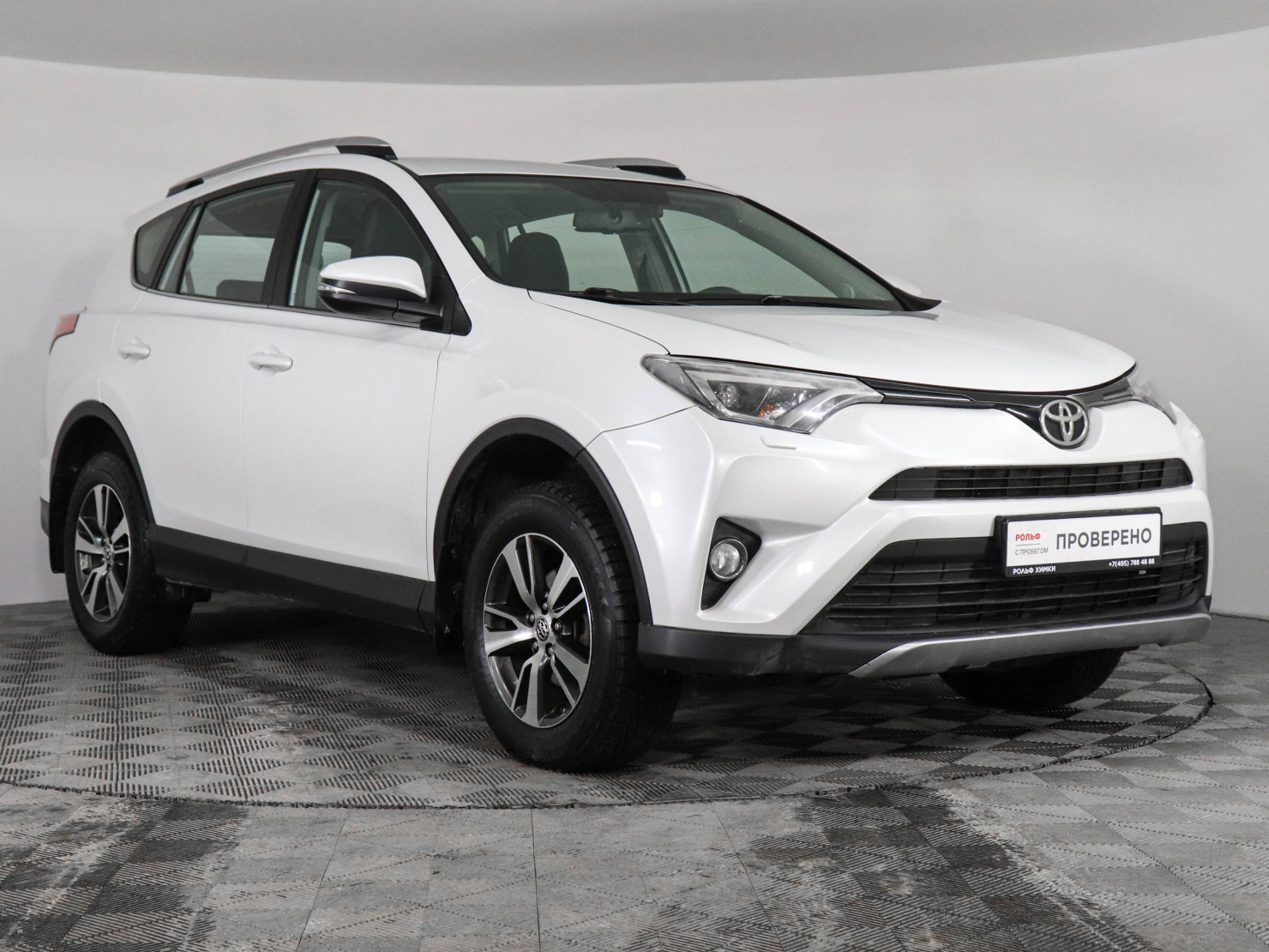 Toyota RAV4 2018 — миниатюра 3
