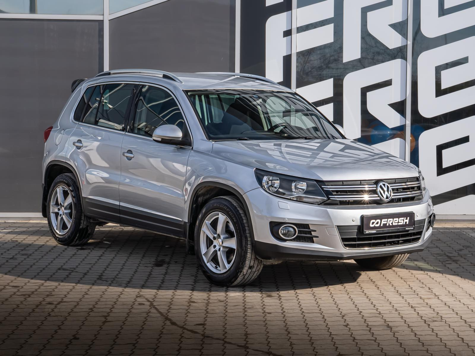 Volkswagen Tiguan 2011 — купить в Краснодар