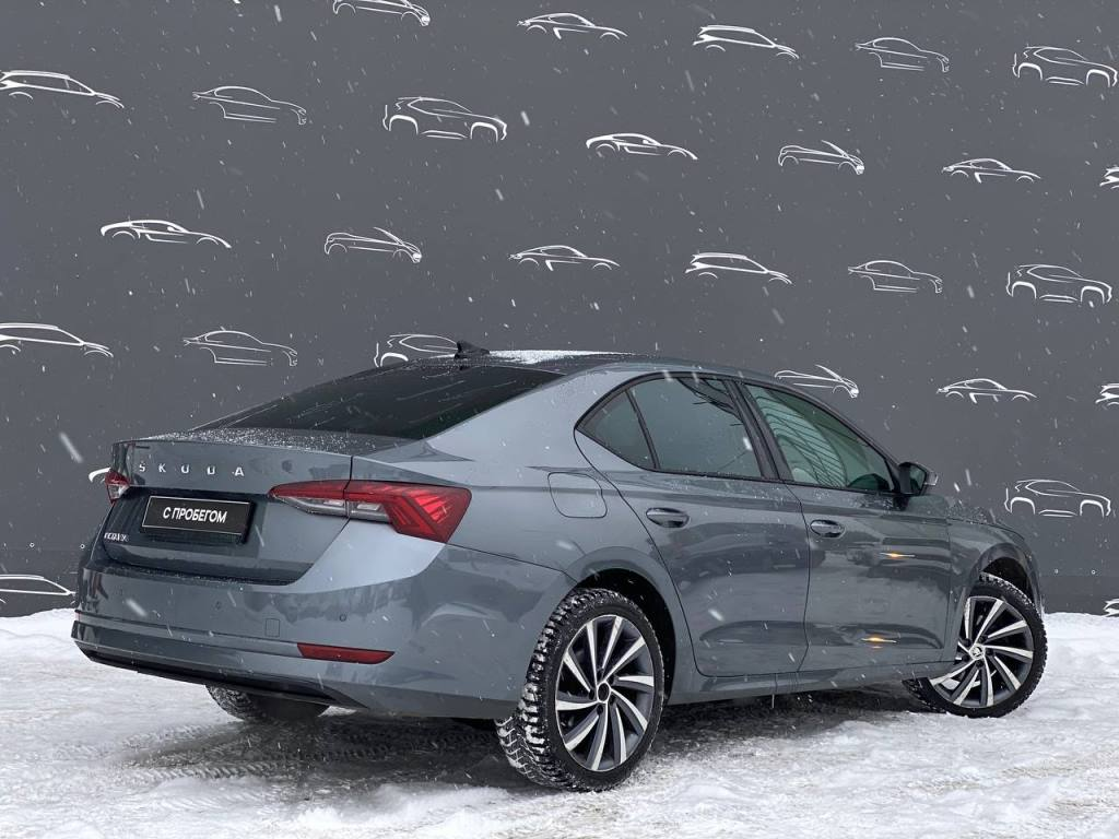 Skoda Octavia 2021 — миниатюра 2