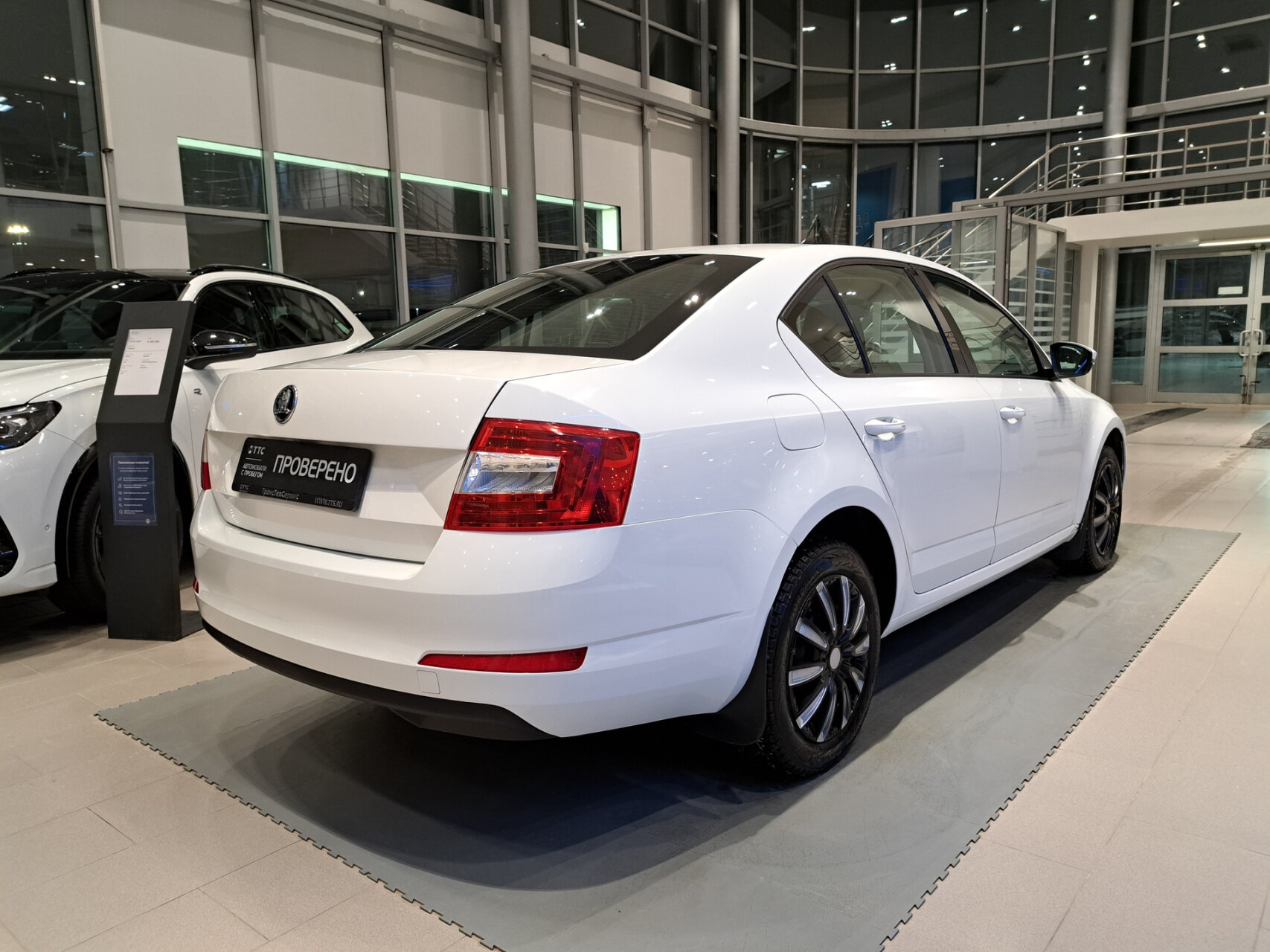 Skoda Octavia 2016 — миниатюра 5