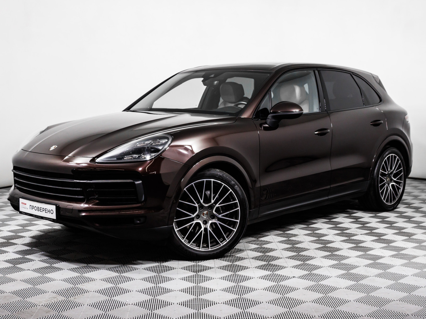 Porsche Cayenne 2018 — купить в Москва