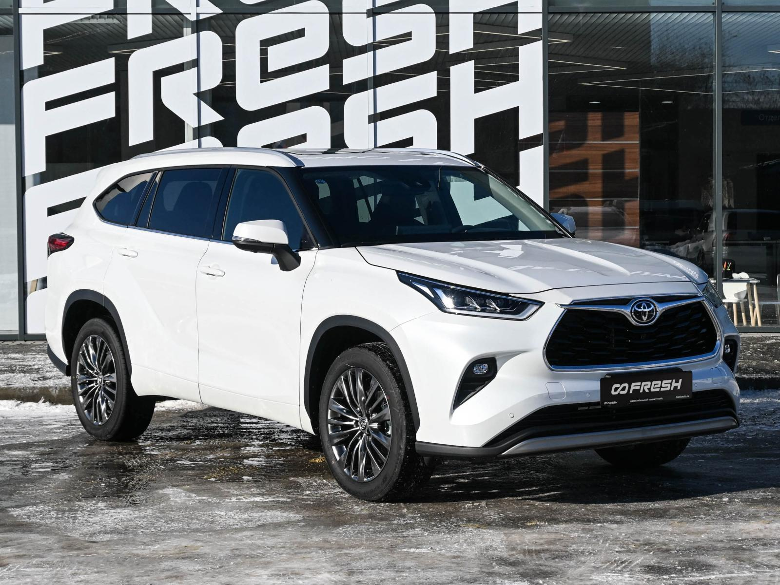Toyota Highlander 2025 — купить в Волгоград