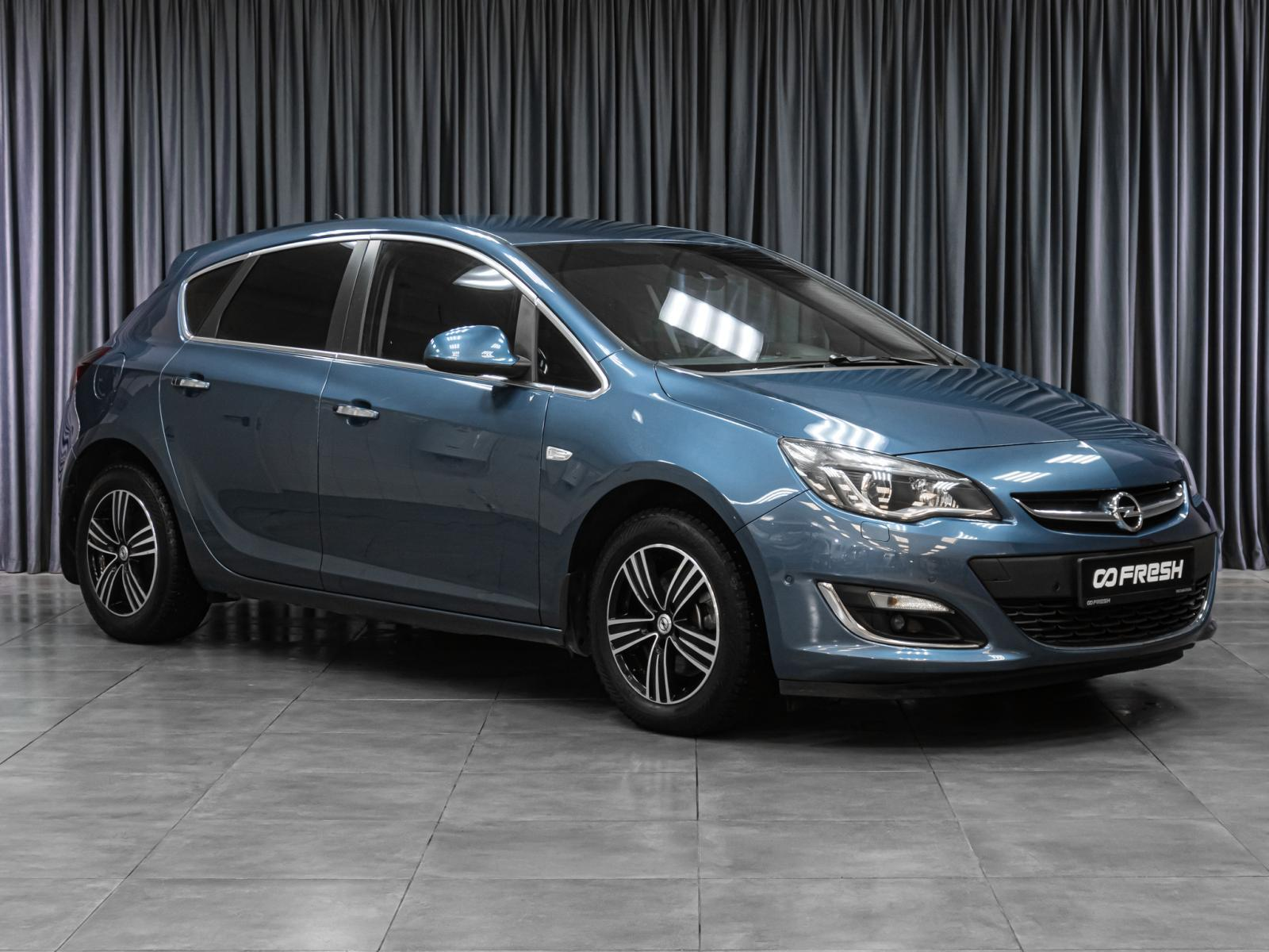 Opel Astra 2013 — купить в Тюмень