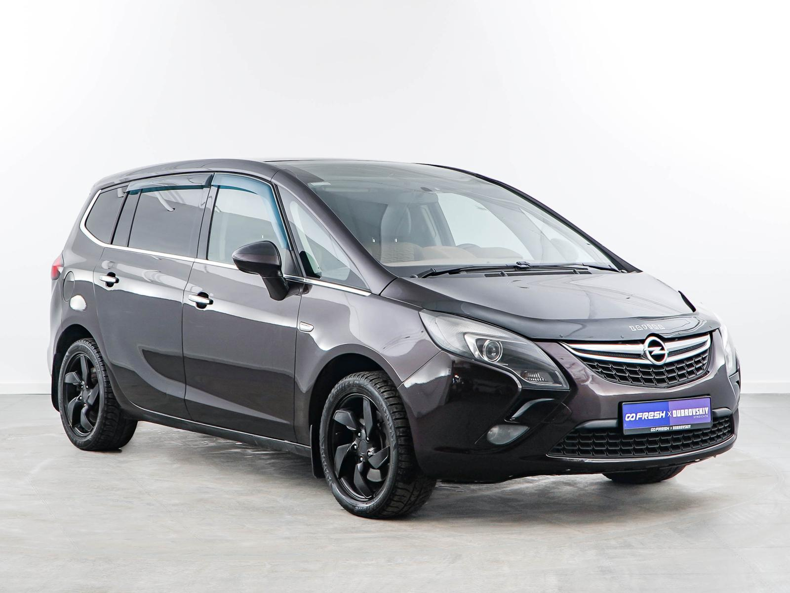 Opel Zafira 2012 — купить в Москва