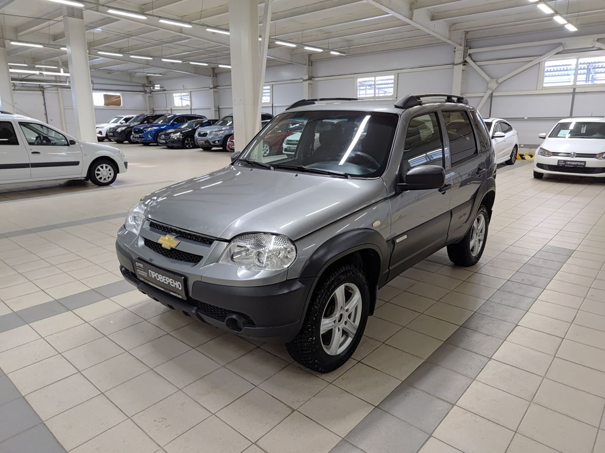 Chevrolet Niva 2016 — купить в Набережные Челны