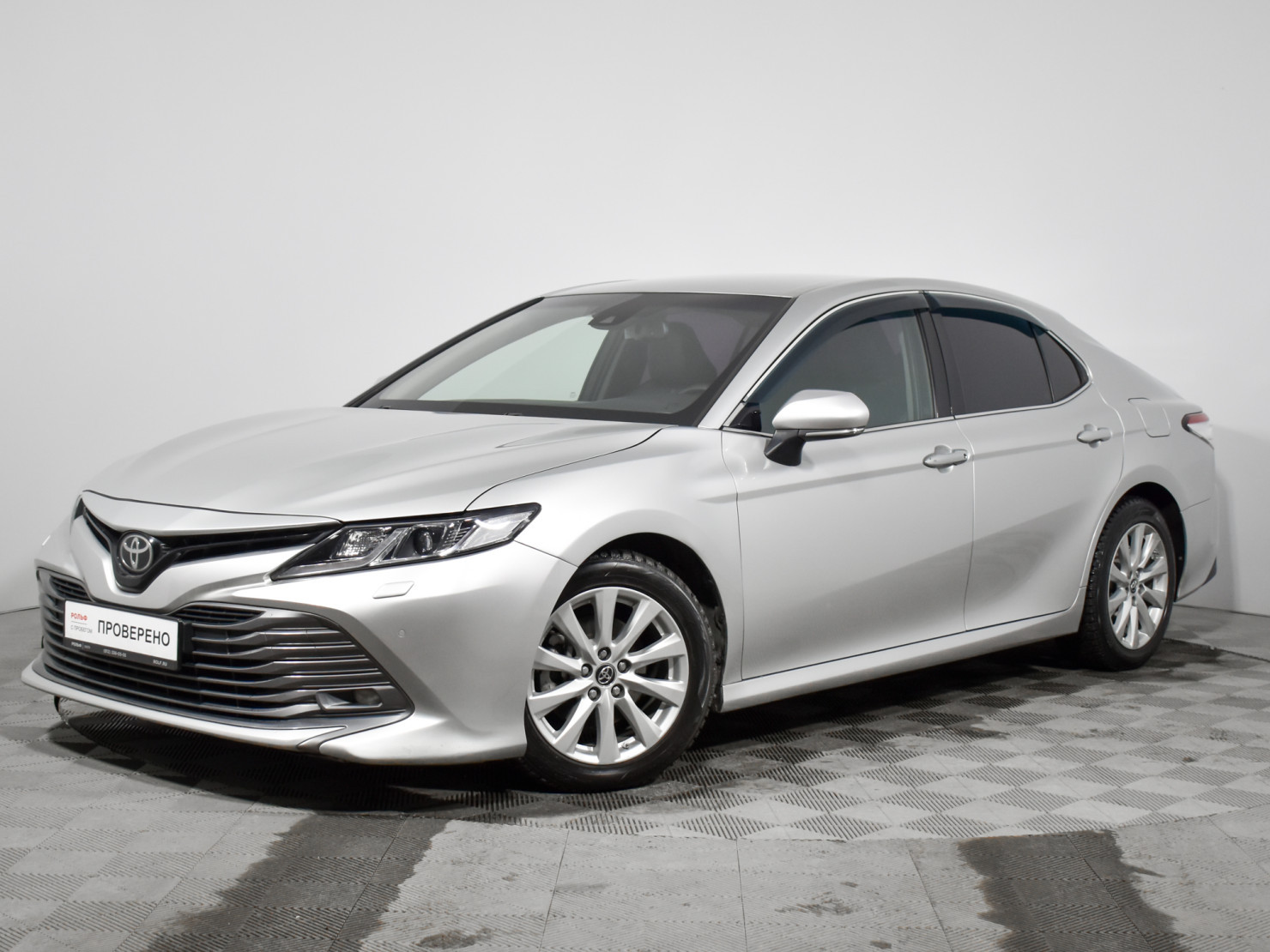 Toyota Camry 2018 — купить в Санкт-Петербург