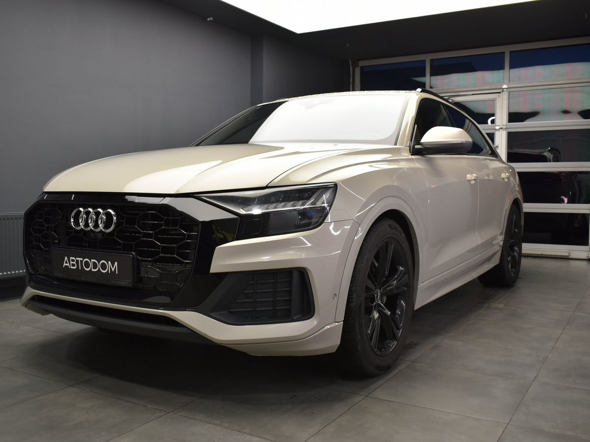Audi Q8 2021 — купить в Москва
