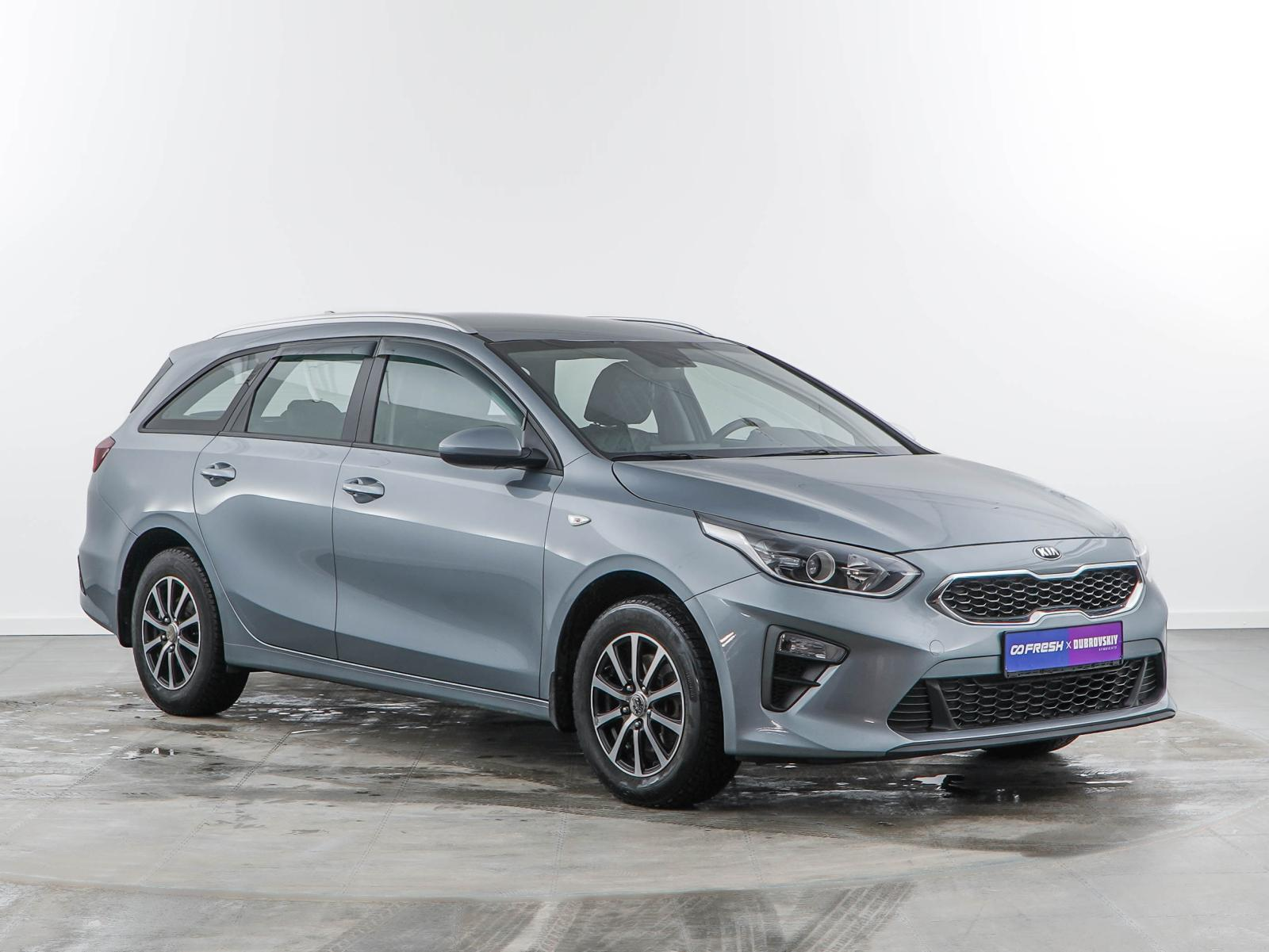 KIA Ceed SW 2021 — купить в Москва