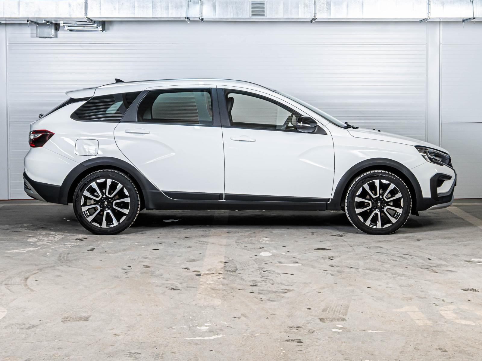 Lada Vesta SW 2024 — миниатюра 5