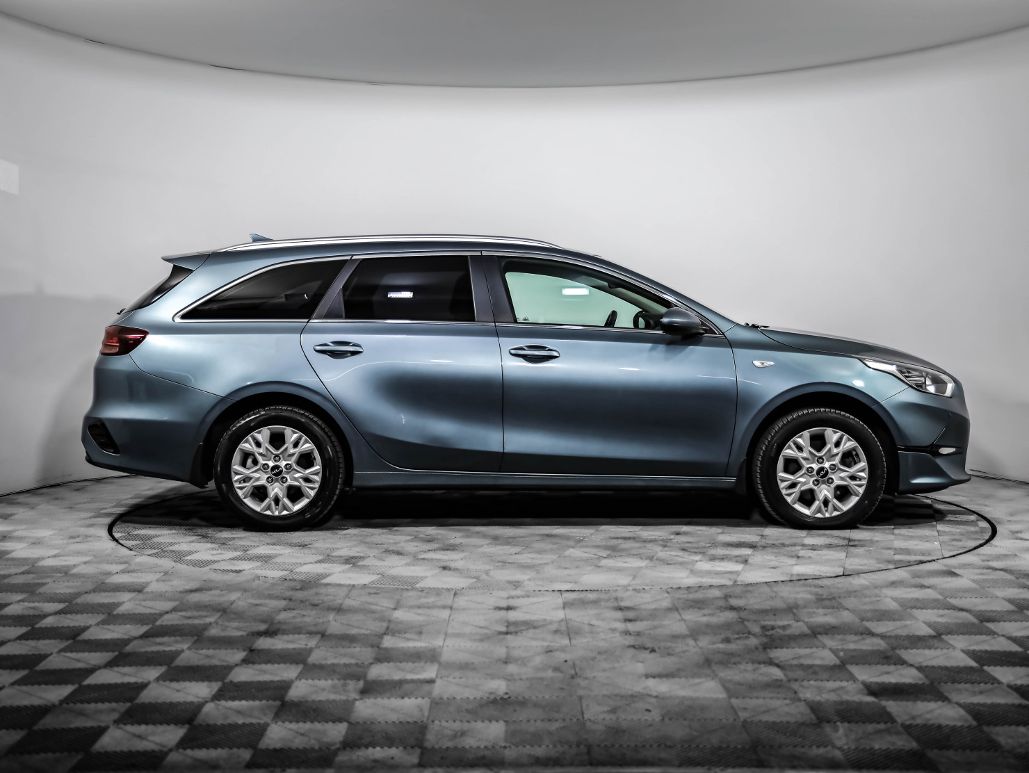 Kia Ceed SW 2022 — миниатюра 4